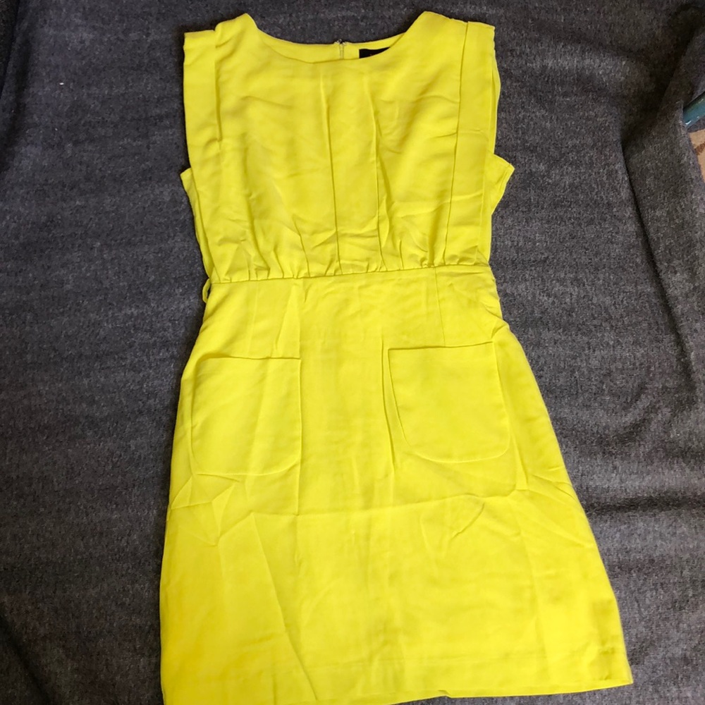 Fancy yellow dress
